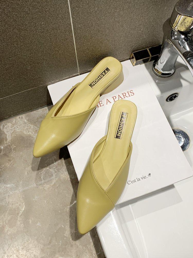 Single Shoes Pointed Summer New Bag Head Half Slippers Women's Fashion Outside Fitting Shoes Versatile Low Heel Internet Celebrity Cool Slippers