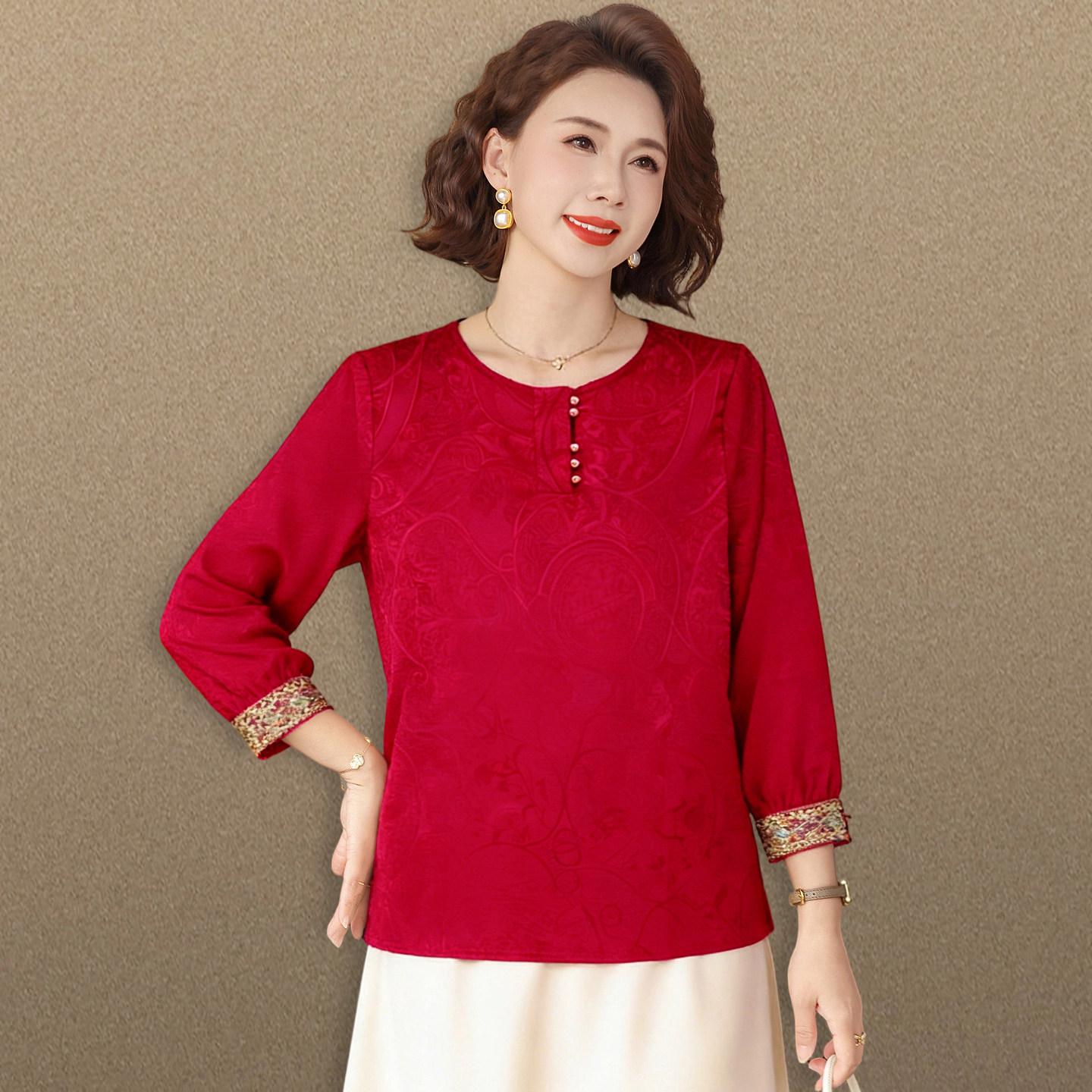

2026 Stylish Long-Sleeve T-shirt for Young and Mature Mothers – Lightweight Spring and Autumn Wear. 3XL (120-135 kg)