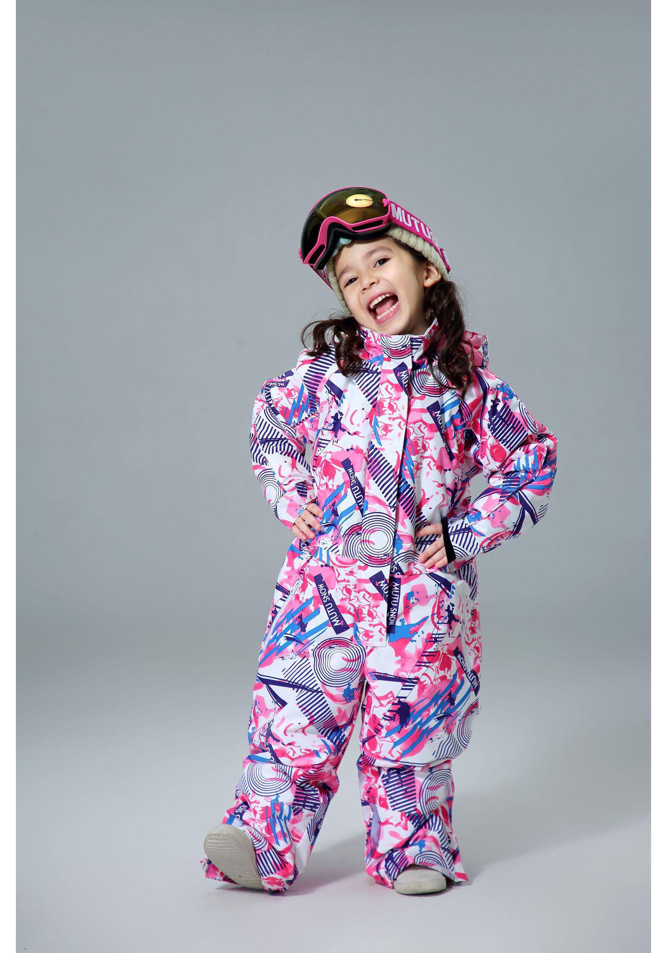 

Colorful Waterproof Camouflage Ski Suit - Thick, Warm, and Wear-Resistant for Men, Women, and Children 120cm