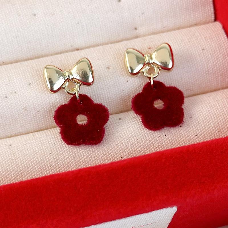 

Новогодние красные серьги Благоприятные красные серьги-гвоздики в стиле китайского Нового года романтические серьги 2cm*1.2cm