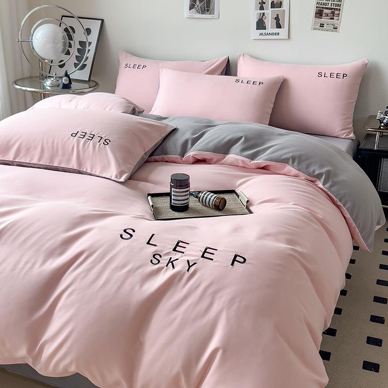 Bedding Four-piece Set Full Queen Size Printed Skin-friendly Water Wash Sheets Quilt Cover Pillowcase Set