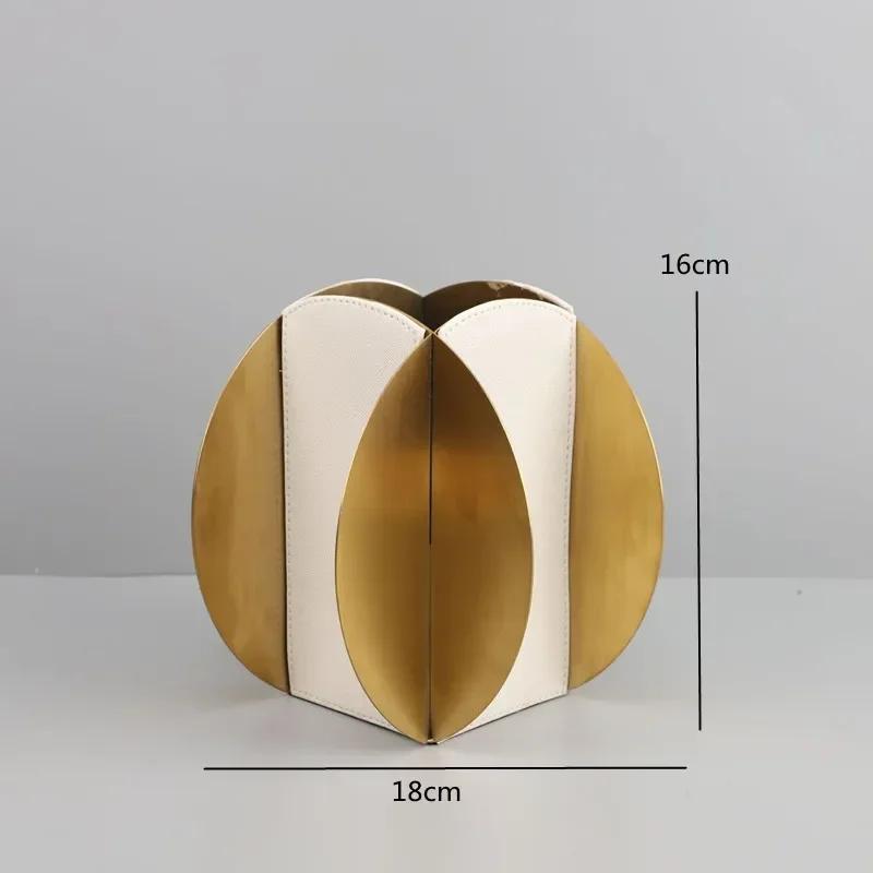Geometric Curved Metal Vase, Desktop Decorative Ornament, Modern Stainless Steel Flower Arrangement, Room Aesthetic Decoration