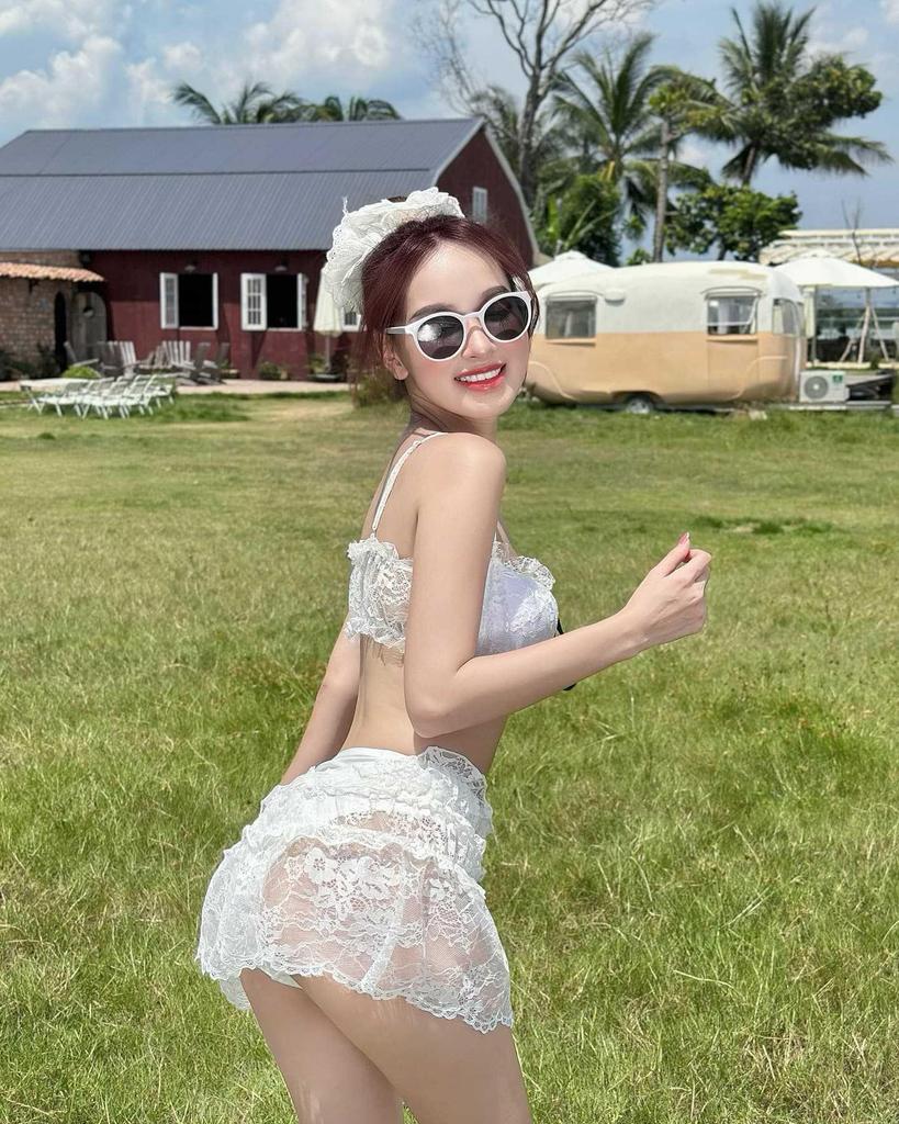 Lace Sexy Split Bikini Swimsuit - 2025 Korean Style for Vacation & Beach