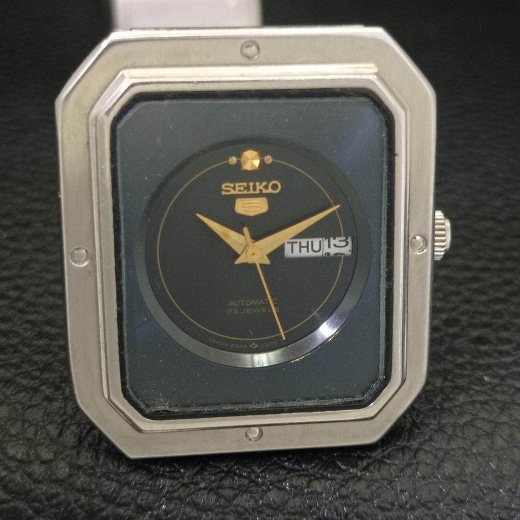 Seiko 5 AUTOMATIC JAPAN BOY 2949A VINTAGE ORIGINAL DIAL WATCH A704307-1 R213i-a704307