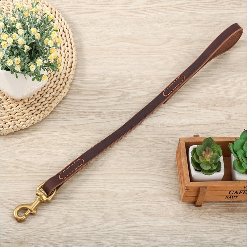 

Поводок из коровьей кожи для собаки Короткий поводок для рывка Одношаговый тренировочный поводок Поводок для следования Поводок Лошадь Собака Золотистый ретривер Поводок из коровьей кожи для собаки 50CM