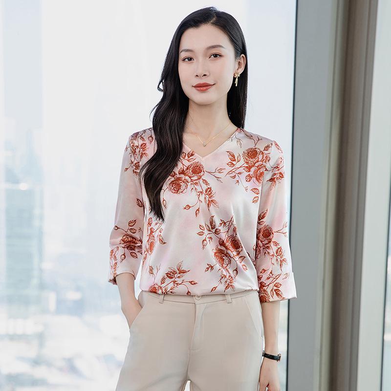 

Spring 2025 V-Neck Silk Printed Loose Fashion Top for Women XXL бежевий