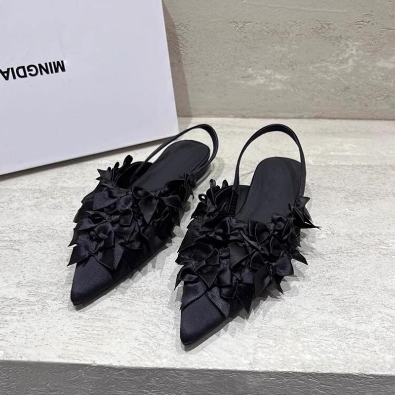 

Летние новые сандалии-мешки на плоской подошве женские французские стильные модные тапочки с бантом классные туфли на низком каблуке с острым носком 35 чёрный