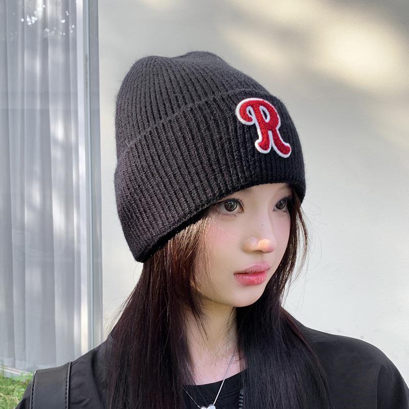 Autumn and Winter Hats for Women Warm Ear Protection Pullover Knitted Woolen Hats Casual and Versatile Baotou Cold Hats for Men
