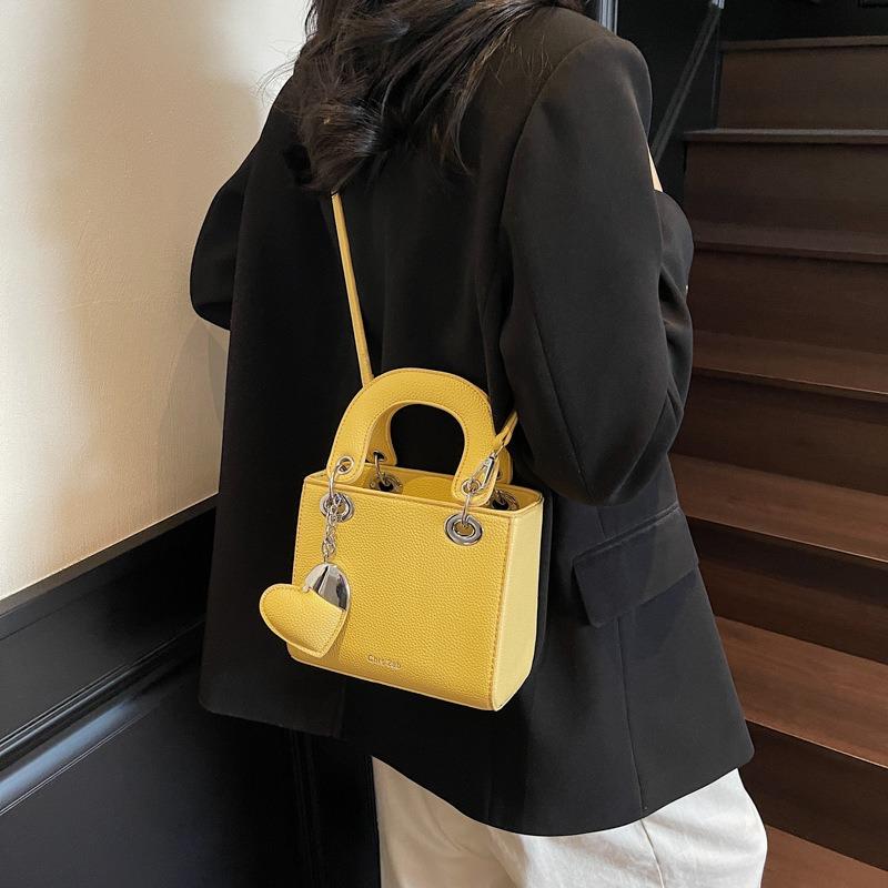 Premium silberne kleine Tasche Damen neue Mode tragbare Prinzessin Diana Tasche Schulter Messenger Bag