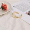 Luxury Texture Geometry Bracelet Curved White Shell Plate Irregular Bangles
