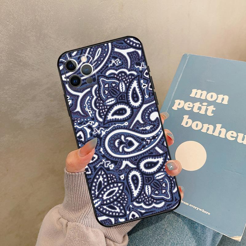 Bandana Seamless Pattern Case For iPhone 17 Air 15 14 13 12 11 16 Pro Max 13 mini XR 15 16 Plus 16e Back Cover Shell