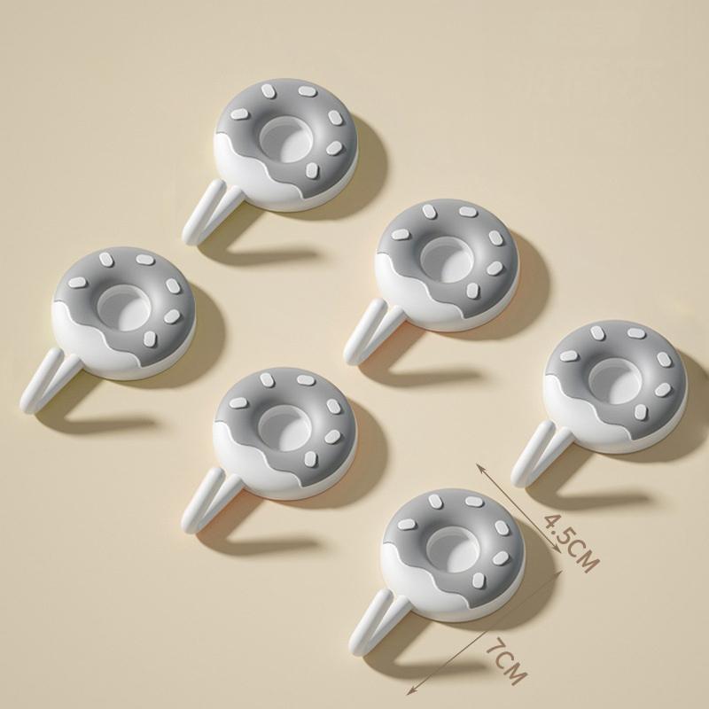 Creative Self-Adhesive Wall Decorative Hook Multifunctional Donut Hook No Drilling Keychain Bathroom