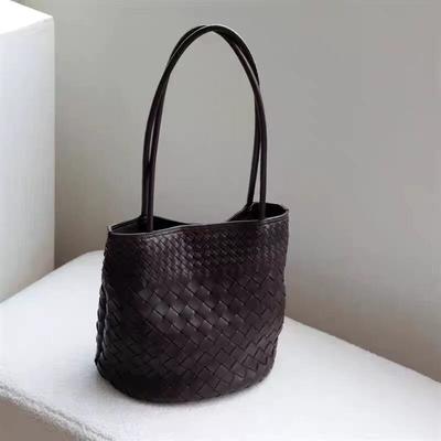 MONYF Spring and Summer New Handmade Retro Premium Woven Bucket Bag Commuter Shoulder Large Capacity Tote Bag