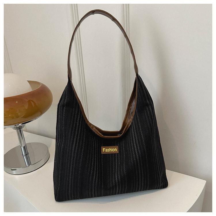 2024 Simple New Casual Winter Striped Nylon Stylish Large Capacity Single Shoulder Tote Bag Women