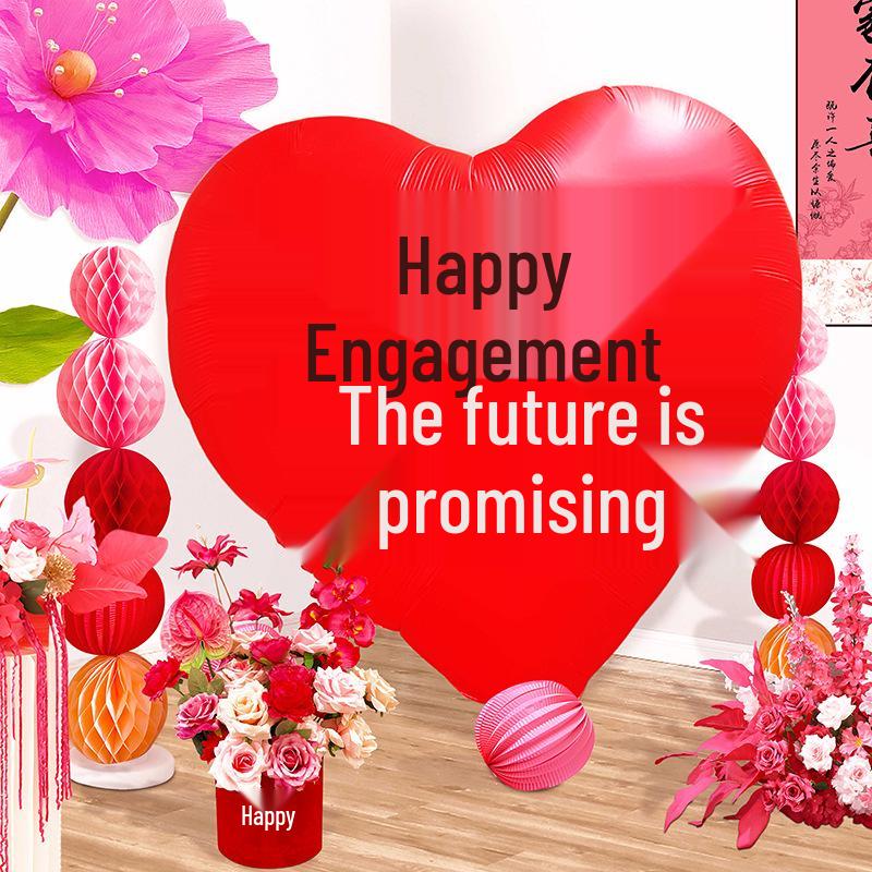 Xiaohongshu Qixi Festival Giant Heart Proposal Balloons - City Check-in Landmark Decorations