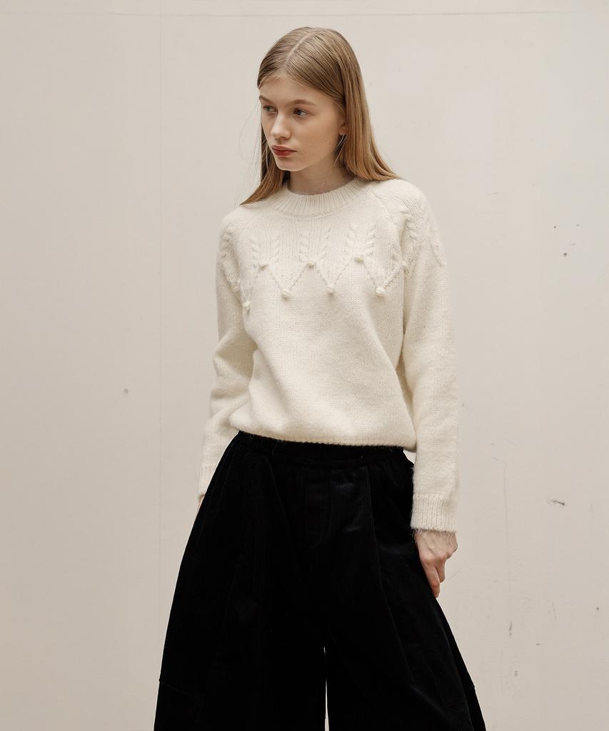 Waiowai Pom Pom Round Knit_Ivory