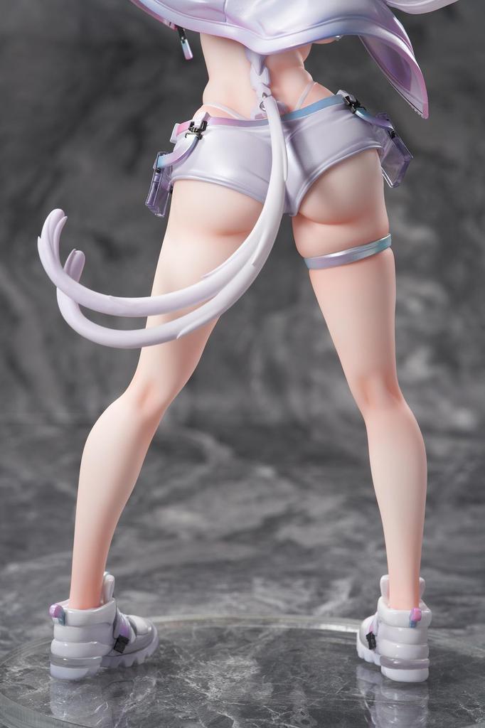 Bibi Buttons Near Future Nekomata Miu Standard Edition Scale PVC ABS Painted Complete Figure 1/6 &
