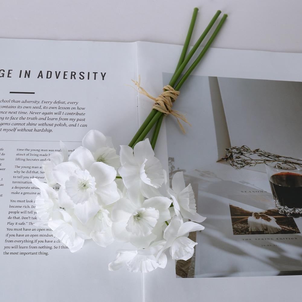 Artificial Flowers Core Content Hand tied Bouquet of Artificial Narcissus Flowers Ideal for Weddings as Handheld Bouquets Also