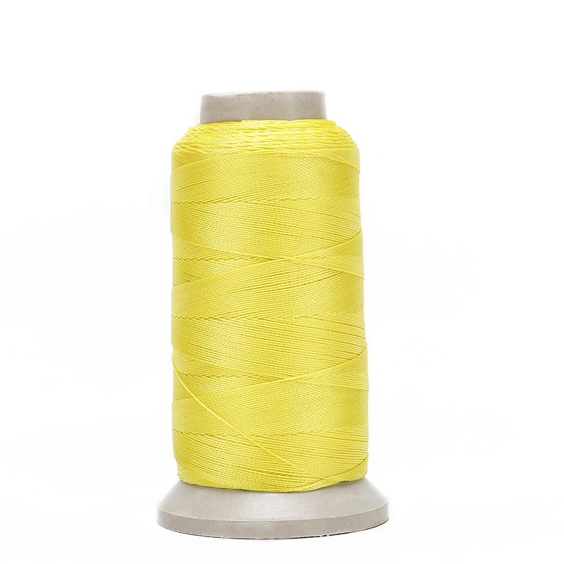 Vysoce pevná 500D 4-pramenná odolná mercerizovaná nylonová šicí nit pro kůži a péřové bundy