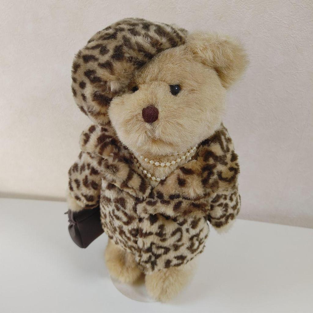 [USED] 274.berkeley designs teddy bear