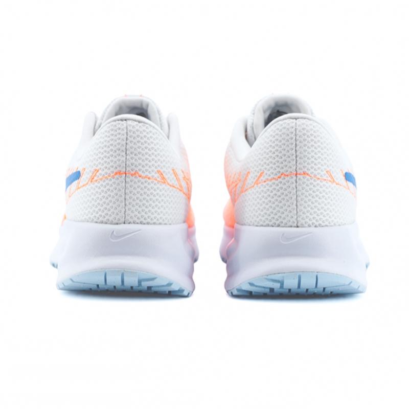 Nike Run Defy