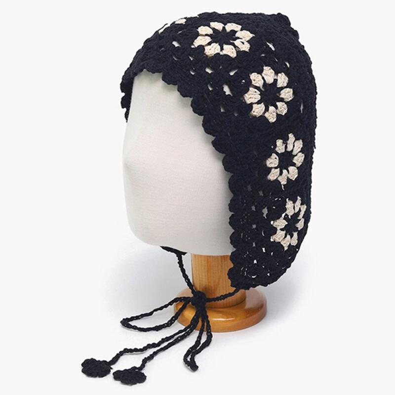 Lovely two-tone floral bonnet hat for women black