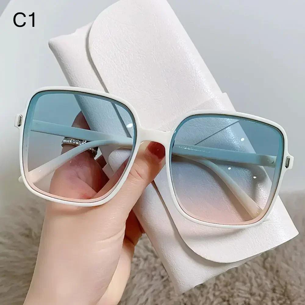 Oversized Square Sun Eyeglasses Men for Women Fashion Gradient Color Sunglasses Woman Vintage Retro Travel Goggle Sunglasses Glasses