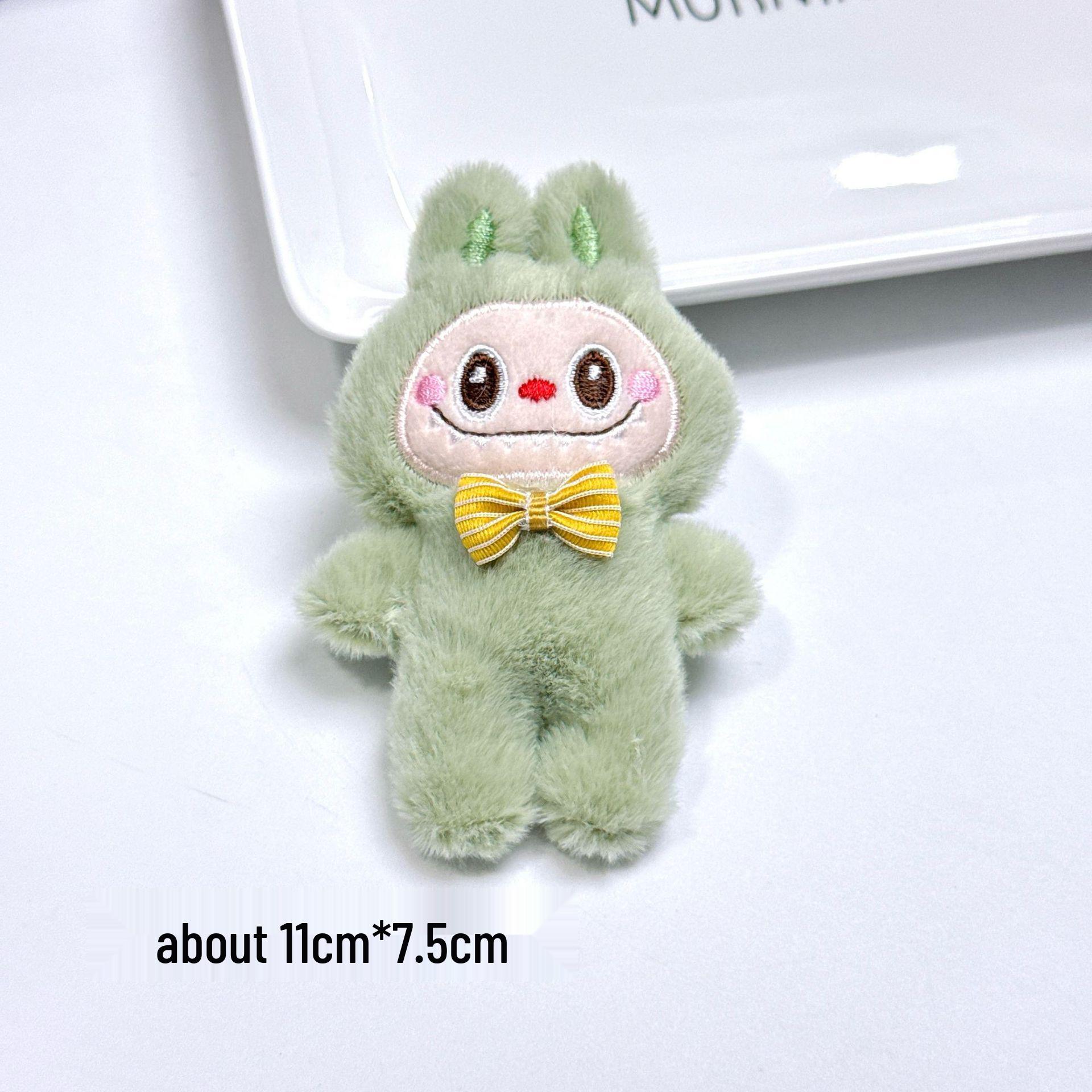 

Милый мультяшный плюшевый брелок-кукла Лабубу - Идеальный аксессуар для сумок, одежды, обуви и носков Brooch