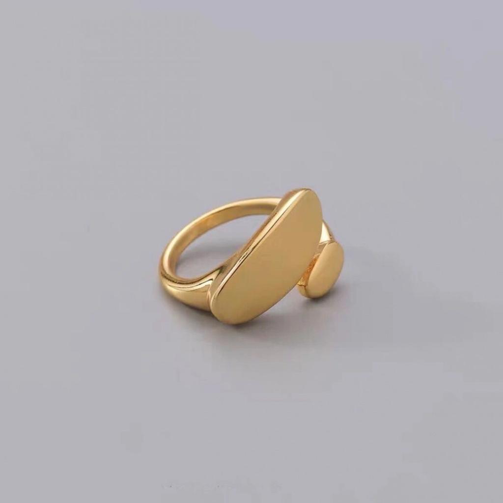 Fashion Cool Girl Street Style Golden Color Irregular Wave Wide Rings For Woman Glossy Jewelry Party Gift