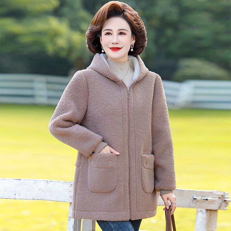 Mom's Elegant Winter Hooded Lambswool Coat with Fleece Lining - Thickened, Fashionable, for Middle-Aged and Elderly Women