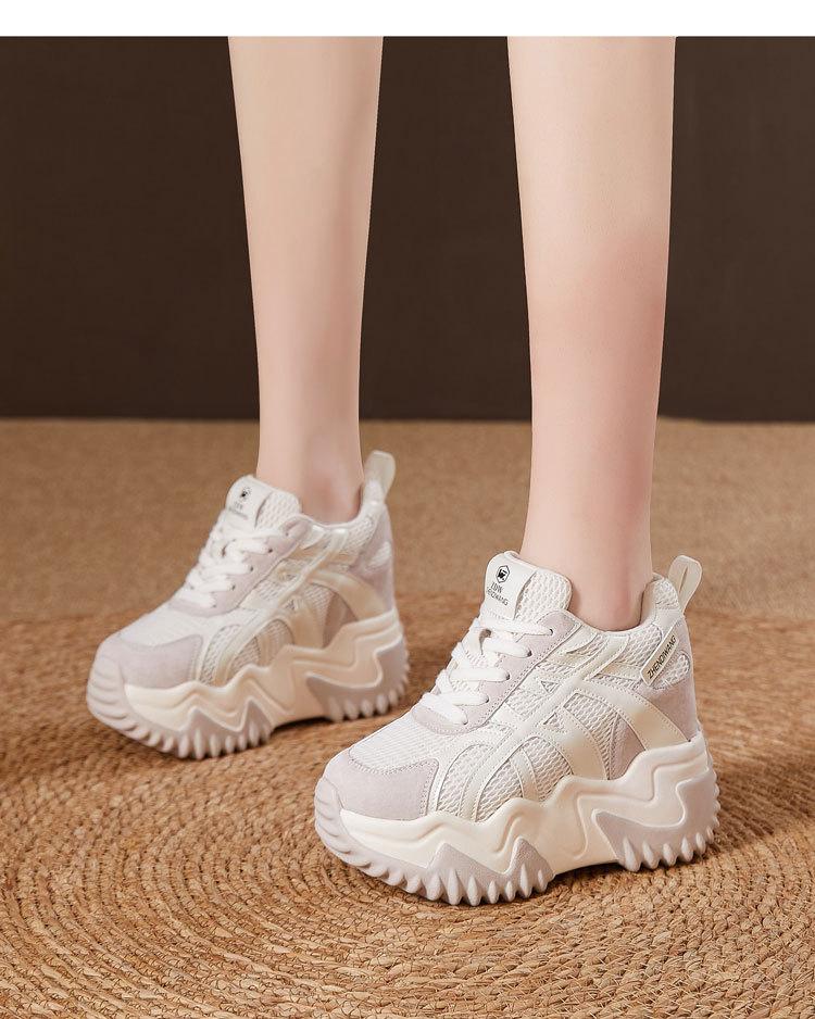 Yueyu thick-soled inner height-increasing dad shoes women's 2025 autumn new super fire, light, comfortable and versatile casual sports shoes
