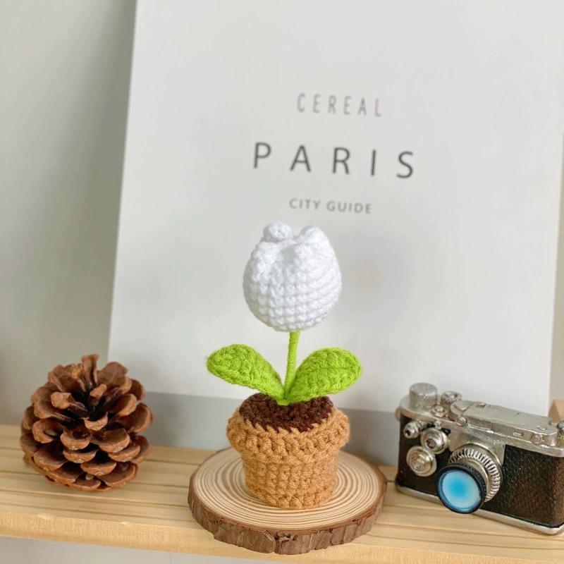 Tulips Crochet Flowers with Potted Cute Knitted Flower Tulips Artificial Palnt Easter Decoration 2025 Office Table Car Decor