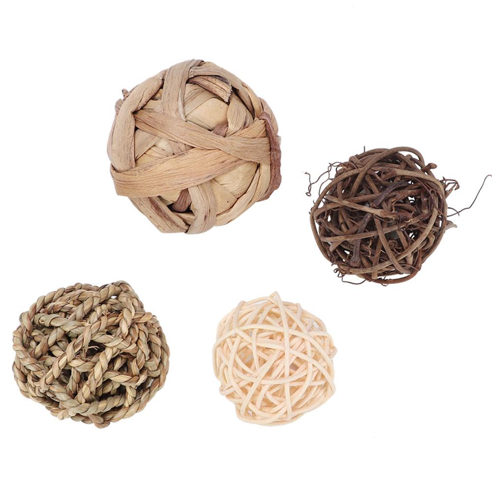 4PCS  Pack Bird Parrot Chew Toy Rabbit Bunny Teething Treats Small Animal Grass Ball Sepak Takraw ToysSepak Takraw