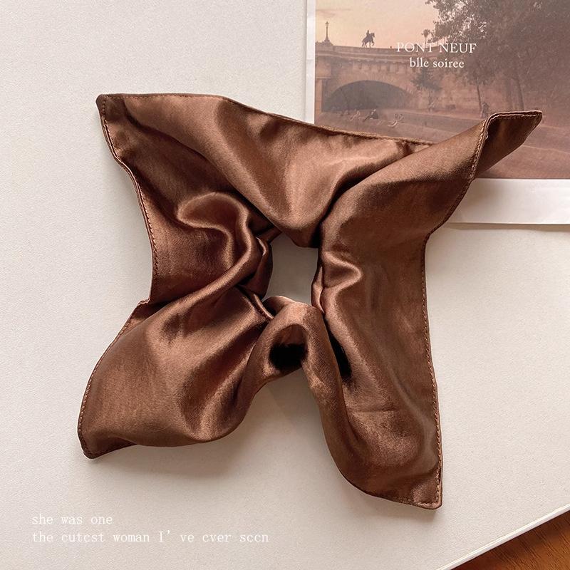 

Sweet Cool Girl Silver Bandana Ruffle Scrunchie, High-Elasticity Ponytail Hair Tie, Hair-Friendly Durable Hair Accessory кавовий