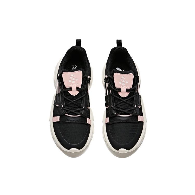 (WMNS) ANTA Cross Training Low 'Black Pink' Women's 122037789-3