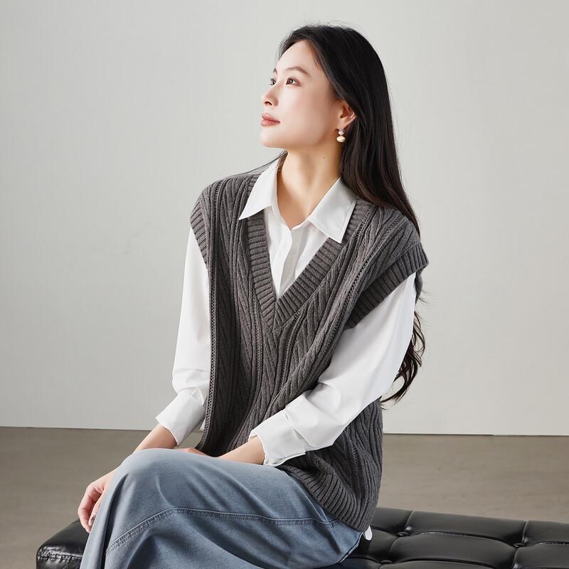 SOFSIL Women's V-Neck Wool Blend Knit Vest