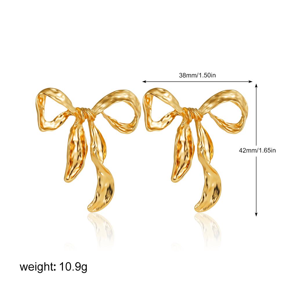 Vintage Metal Striped Texture Heart Stud Earrings for Women 18K Gold Color Plated Love Heart Earring Charm Party Jewelry Gift