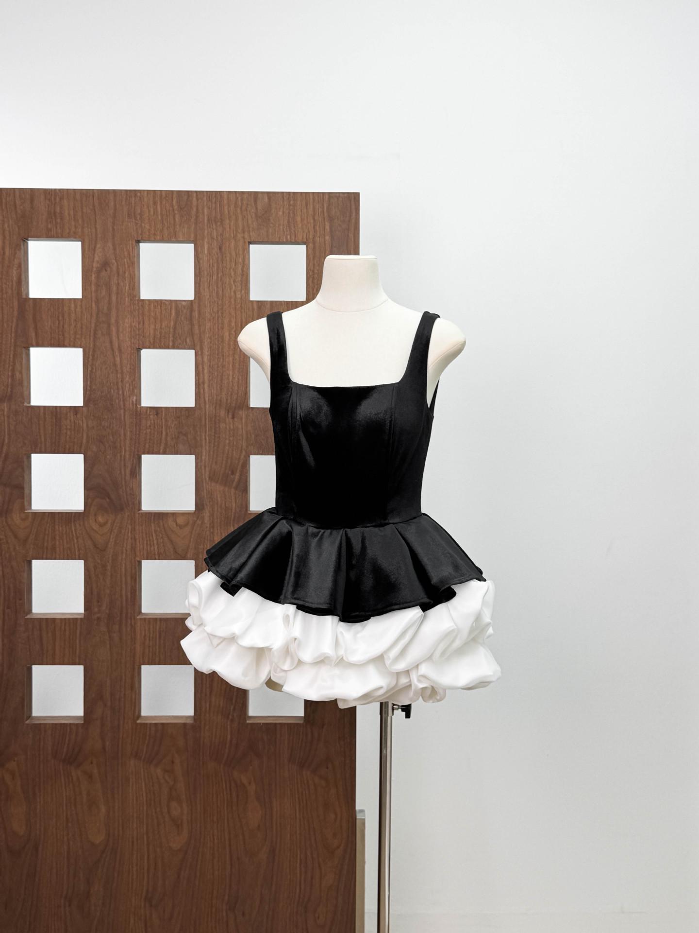 Elegant European-American Velvet Color Block Puff Sleeve Strappy Dress Medium