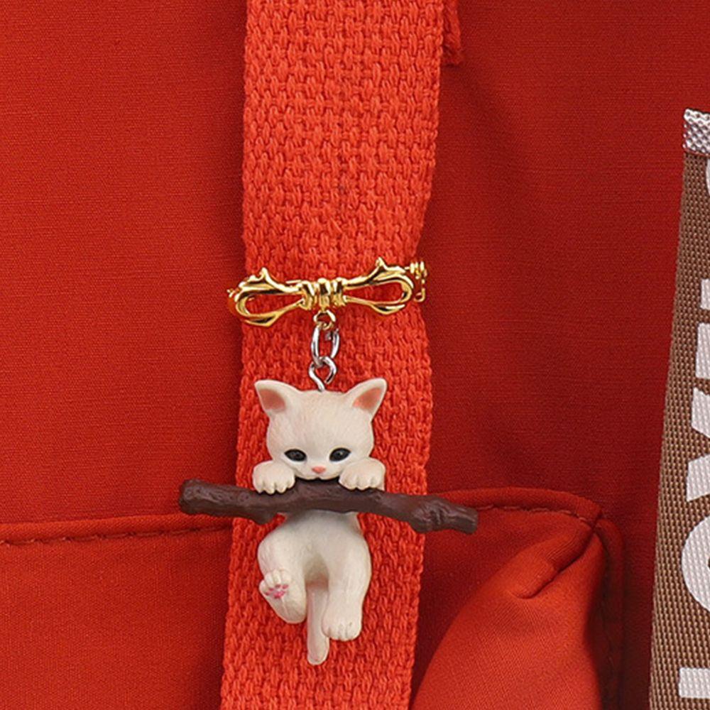 Resin Holding a Branch Cat Gift 3D Cat Brooch Women Brooch Korean Style Badge Clothes Accessories