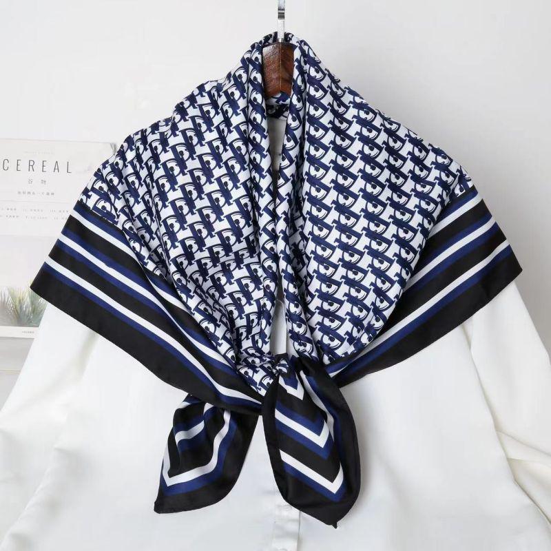 Black and White Animal Print Faux Silk Twill Scarf - 90x90CM Autumn/Winter Shawl for Women