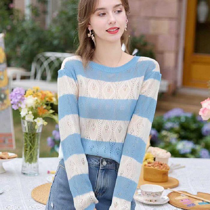 Nový krátký, volný a tenký dámský svršek pletený svetr s háčkovanými a prolamovanými vzory