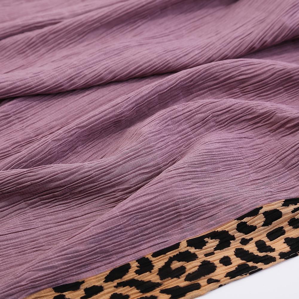 Neuer Plissee-Baumwollschal Leopardenmuster Hijab Islamischer Uni-Kopfschal Knitter-Hijab Foulard Femme Musulman Wickeltuch