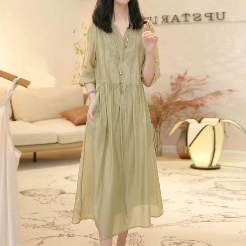 2025 summer loose and thin lace-up waist long skirt high-end heavy industry embroidery V-neck Tencel dress women