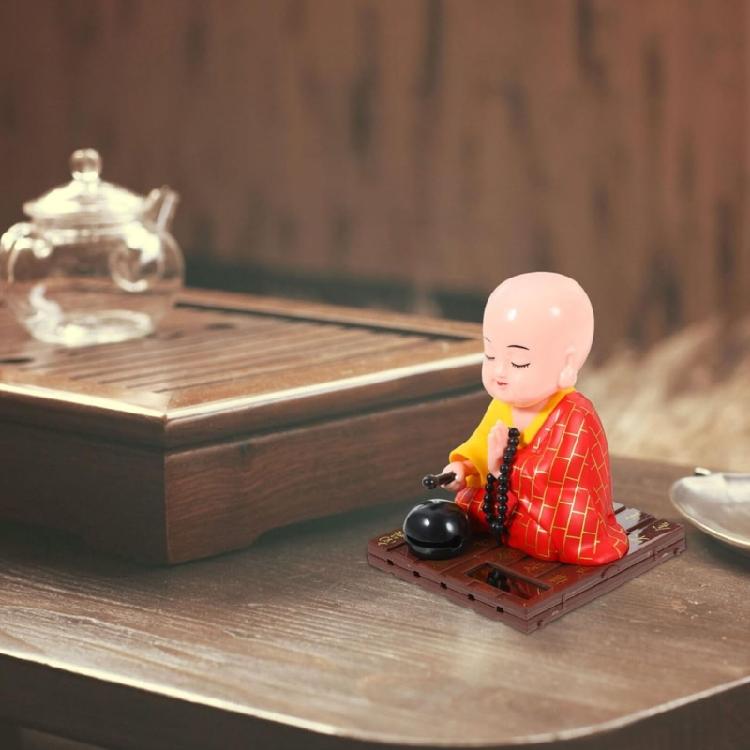 Solar Buddhist Monk Dashboard Ornament ABS Crafted Car Accessory Dashboard Ornament for Home Wealth Health