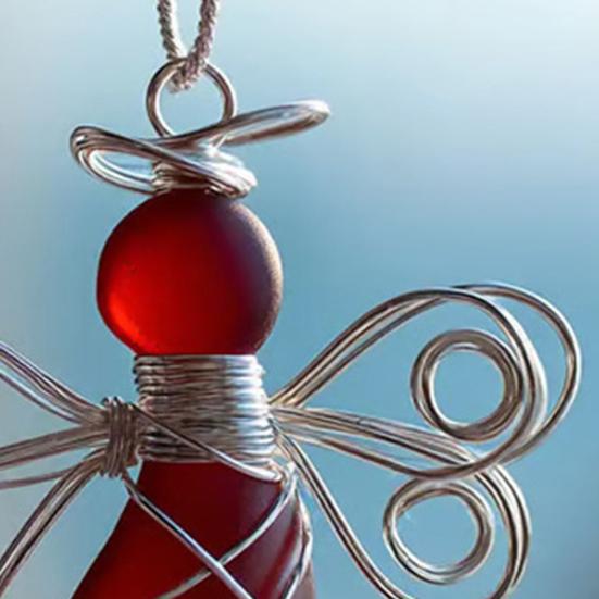 Handmade Sea Glass Angel Ornament Coastal Christmas Sea Glass Art Keepsake Wire-Wrapped Angel Christmas Tree Decoration for Holiday Home Decor