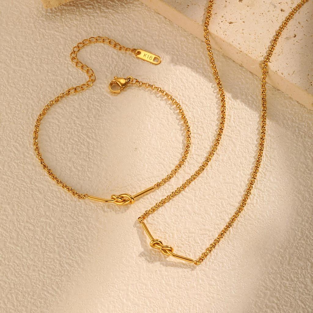 Stainless Steel Love Knot Pendant Necklaces for Women,18k Gold Plated Minimalist Luxury Wedding Party Jewelry Gift