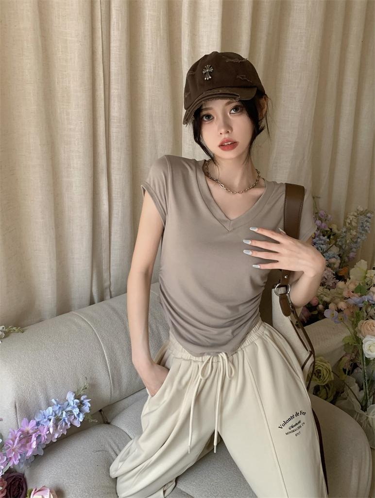 V-neck front shoulder short-sleeved T-shirt women's summer 2025 new slim-fitting and thin pleated solid color versatile short top