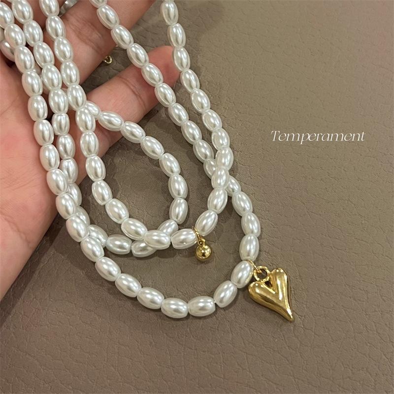 Light luxury high-quality pearl necklace women's new trendy fashion collarbone chain temperament love pendant neck chain