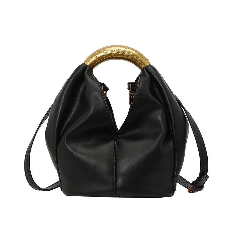 Hand-held Fashionable Pleated Bag, Niche and Simple Casual Shoulder Bag, Hand Strap Bag