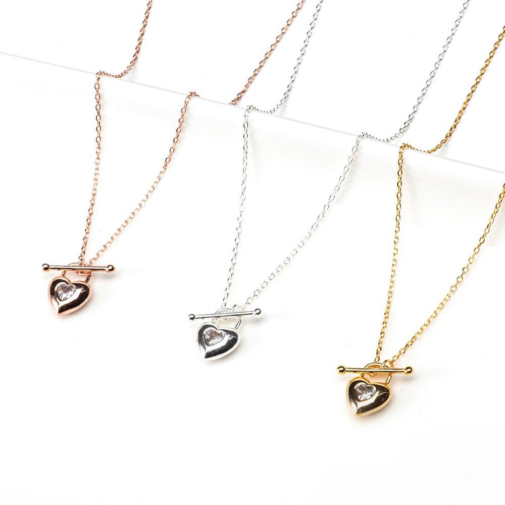 Heart Q Toggle Bar Silver Necklace